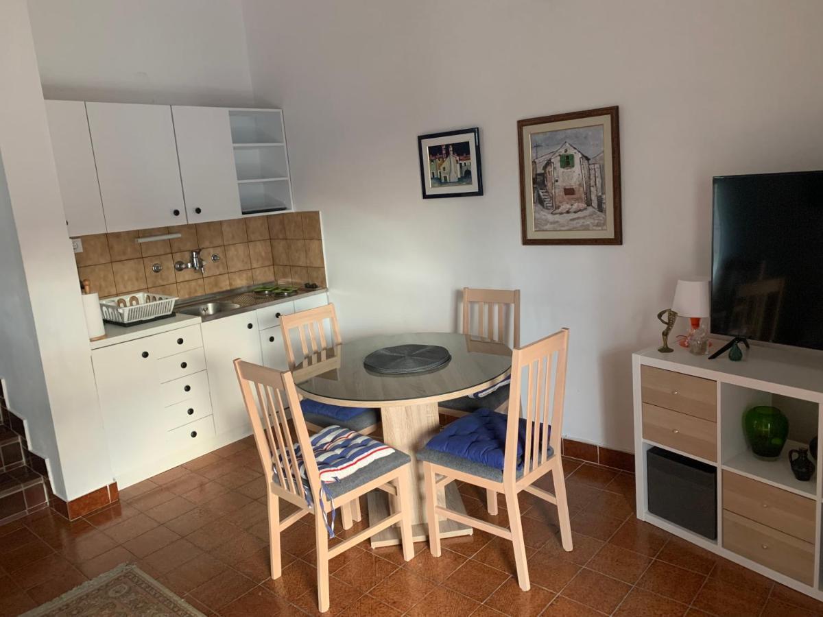 Apartments Natasa Punat Extérieur photo
